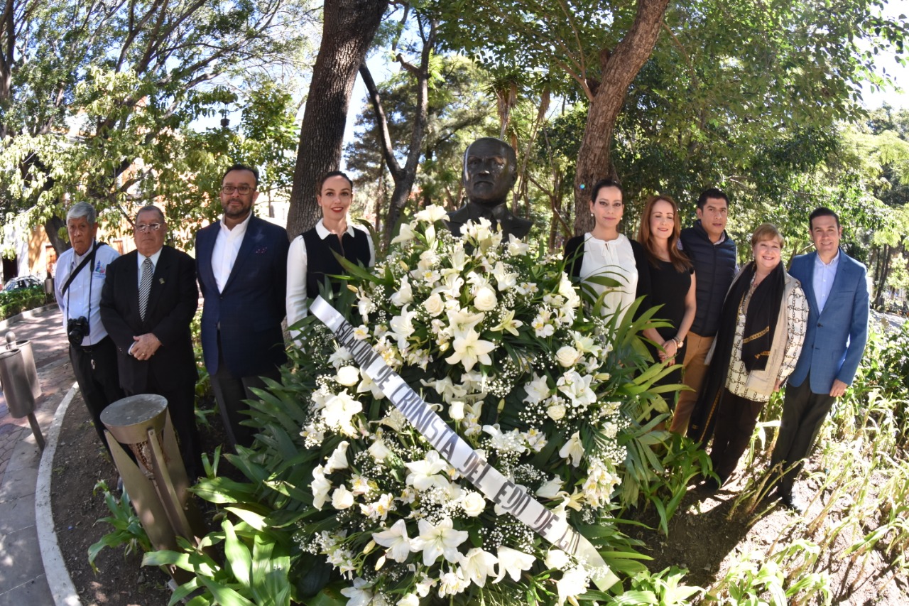 Homenaje póstumo al historiador Isauro Rionda Arreguín