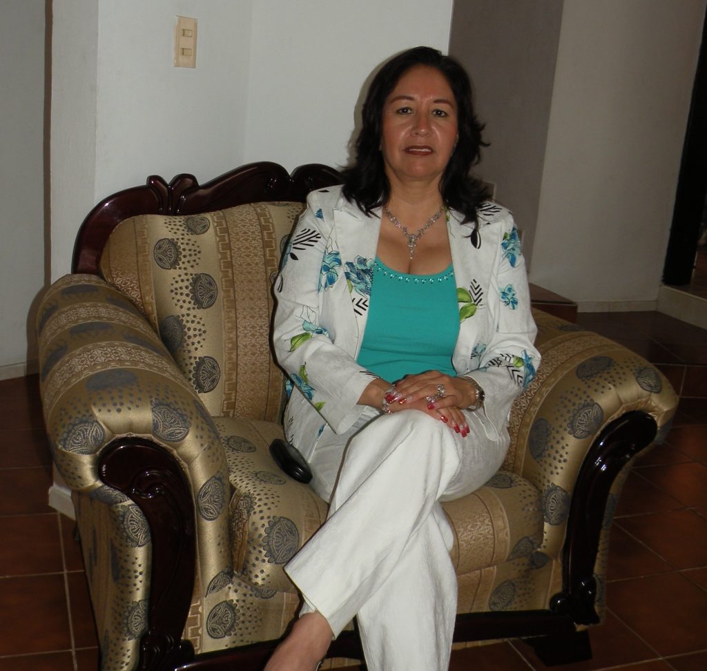Maestra, Martha Isabel Delgado Zárate. 